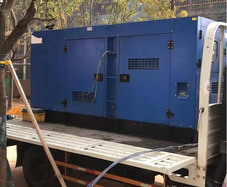 特克斯柴油发电机组空气滤清器多久更换一次？