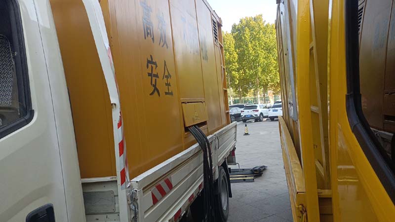 特克斯如何判断柴油发电机组和UPS电源的切换时间是否符合要求？